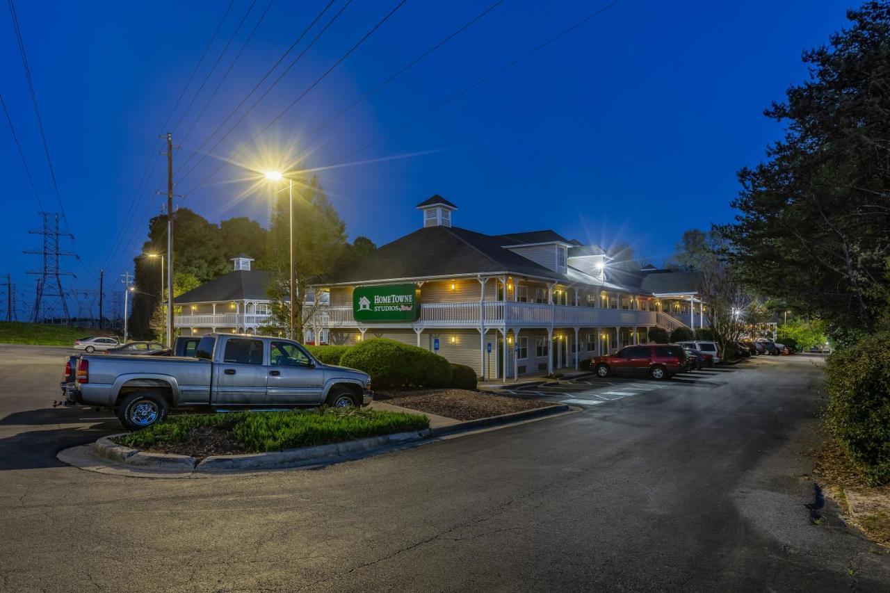 Hometowne Studios By Red Roof Atlanta Ne - Norcross South Buitenkant foto