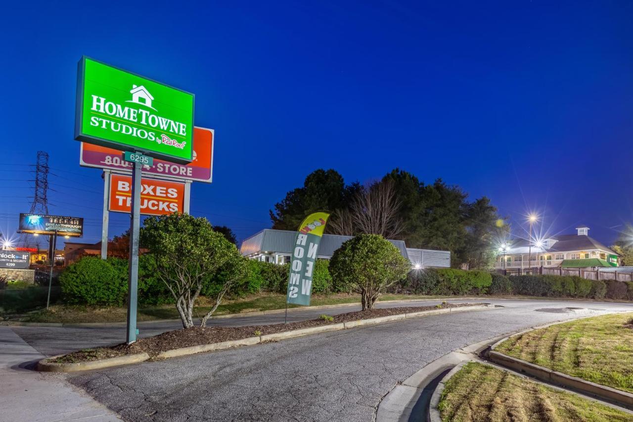 Hometowne Studios By Red Roof Atlanta Ne - Norcross South Buitenkant foto